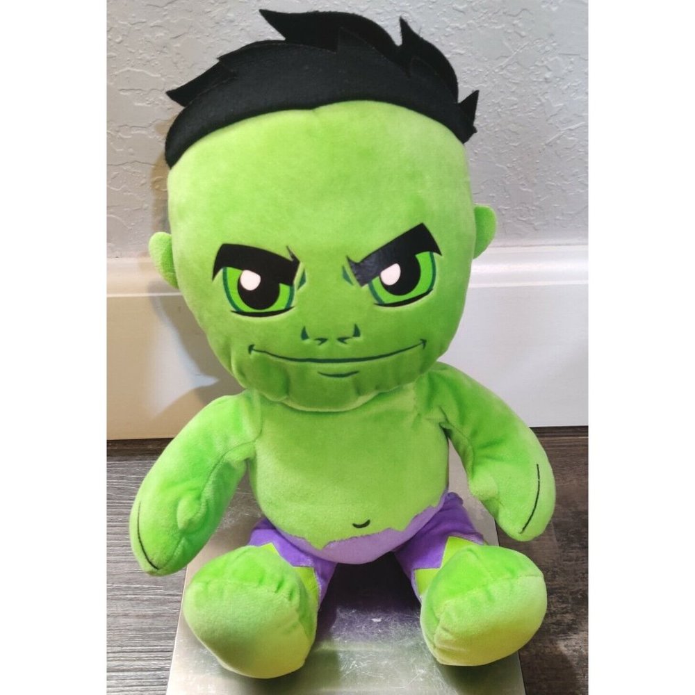 Marvel Avengers "Incredible Hulk" Soft Plush Stuffed Doll Toy Figure 12x9"